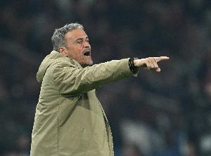 跟队记者：巴黎赢下利物浦后在今天进行了训练，明天休息一天