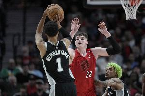 船记:近2个赛季文班与克林根仅交锋21分钟 这组系列赛应该会精彩