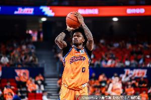 全场16罚7中!媒体人:上海关键时刻7罚1中 罚球基本功成隐患