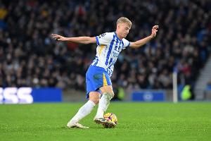 英媒：布莱顿希望留住25岁中卫范赫克，若出售期望能获得5千万镑