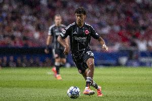 枪手曼城有意，法鹰后卫布朗：我专注眼下，我还想去踢世界杯