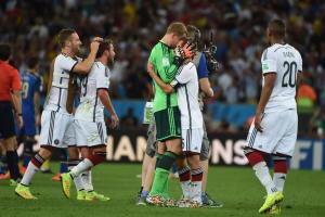 拉姆:诺伊尔本该赢得金球奖 他重新定义了门将的角色