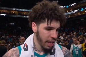 拉梅洛·鲍尔谈绝杀:我把比赛搞砸了 失误是我的错 必须将功补过