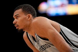 文班：开拓者拥有鲜明的球队风格整体作风强硬 他们不好对付