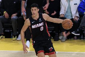 NBA球员谈巴斯托尼离队：理解他的决定 但作为国米球迷感觉糟透了