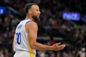 库里：我对今夏通过康复训练 让膝盖完全恢复健康感到乐观