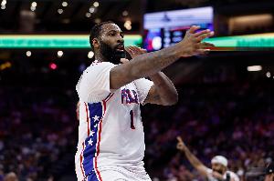 冷知识！克尼佩尔常规赛三分命中率42.5% 附加赛命中数不如庄神