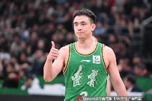 赵继伟 ：前一段密集赛程身体有些反应 比赛中感觉更疲劳