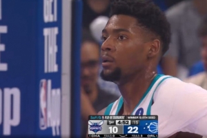 火力压制！魔术内外开花 一举将分差拉开到两位数