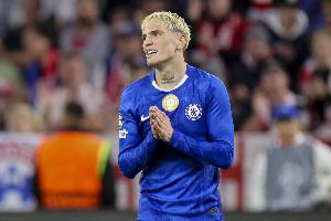 邮报：曼联最初希望7000万镑卖加纳乔，切尔西还价后4000万镑成交