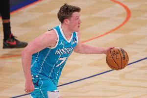 上强度了不适应！克尼佩尔上半场9分&小乔6分 正负值都是-24