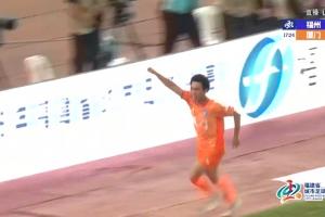 厦门1-0客场领先福州！大力手抛球战术奏效，叶煌鑫攻入闽超首球