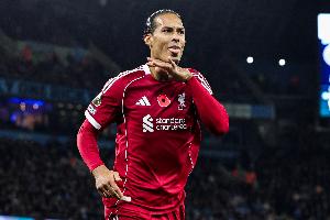 利物浦在英超第6次对埃弗顿打进补时绝杀，创造英超球队纪录