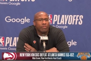 【完整版】迈克·布朗：每个人都在挺身而出 走进主场总是很特别