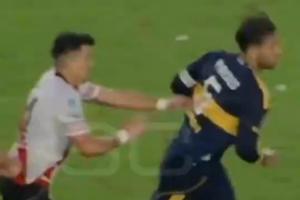 火爆超级德比！阿库尼亚为河床队友出头，推翻国家队队友帕雷德斯